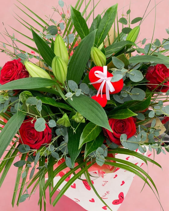 Valentine's Lily Rose Gift Box